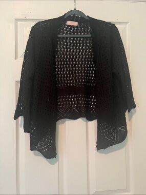 Sweet Kizz Black Open Crochet Draped Shrug